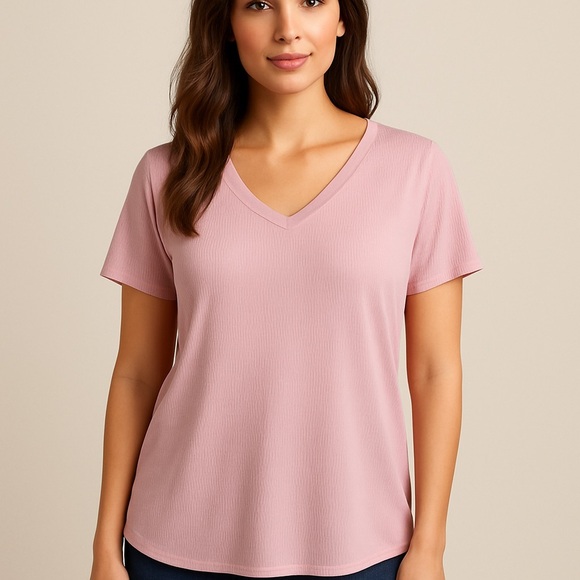 ✨Soft Mauve Ribbed V-Neck Tee – Lightweight, Flattering & NWT✨ - Picture 1 of 6